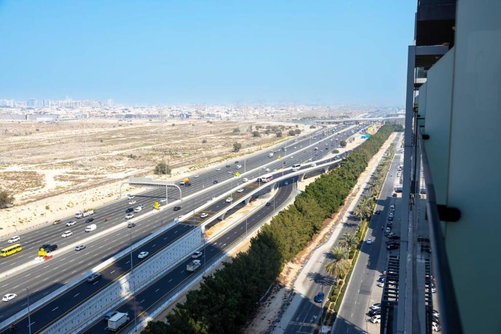 Lux Independent Studio In Jvc * Dubai